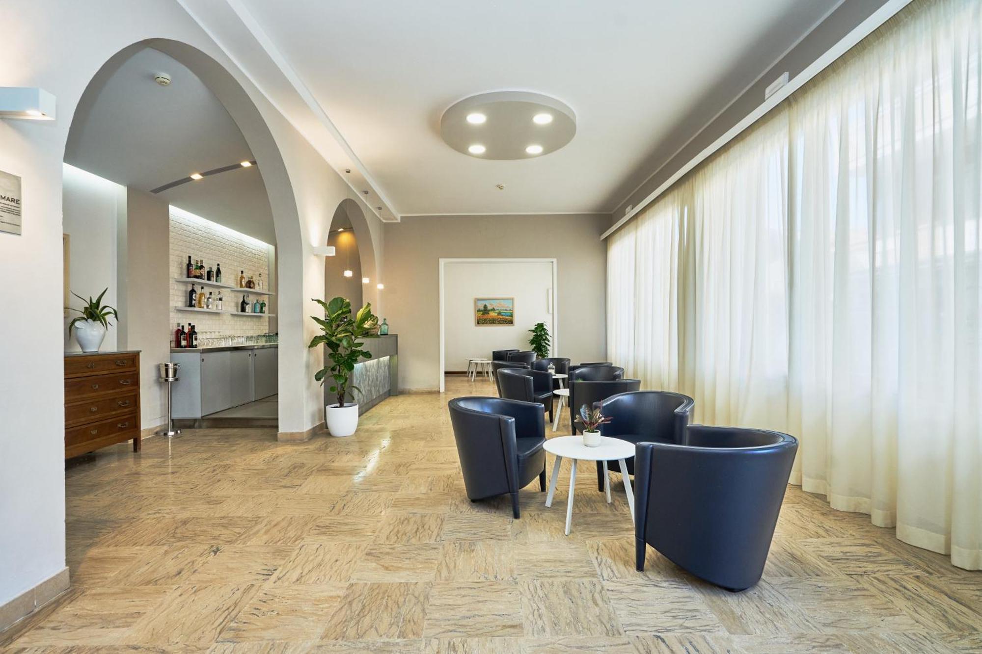 Hotel Jolanda Bellaria-Igea Marina Exterior foto